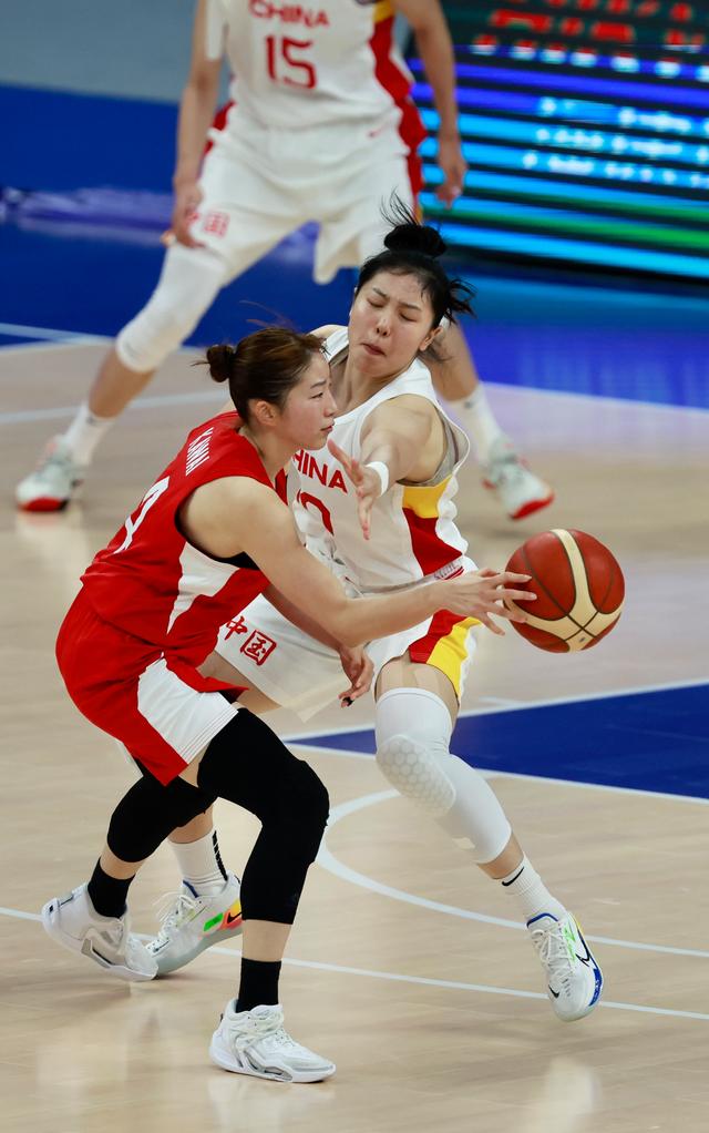 中国队绝杀日本队，陈雨菲扛起全队