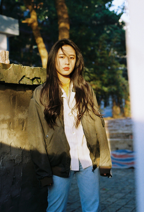 开云体育APP下载-征服的双重奏，从绿茵场到F1赛道的碾压与接管