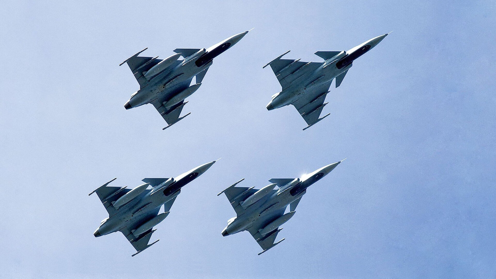 沸腾的海岸线，杜兰特托举快船，决战时刻的无声雷鸣