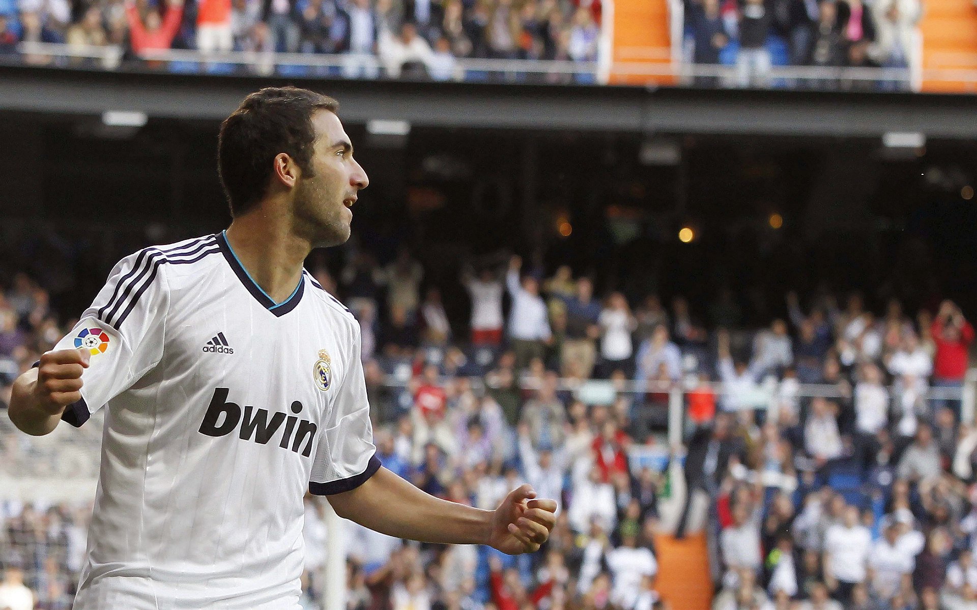 2024体育史上最魔幻一日，喀麦隆击溃利物浦，维尼修斯在NBA总决赛接管比赛